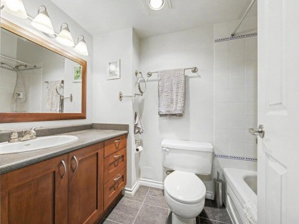Photo 15 at 508 - 1508 Mariner Walk, False Creek, Vancouver West