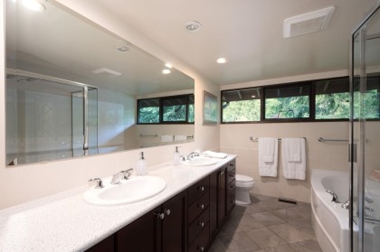 Photo 36 at 5335 Marine Drive, Caulfeild, West Vancouver
