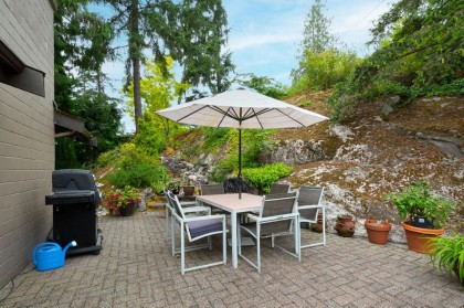 Photo 21 at 5335 Marine Drive, Caulfeild, West Vancouver