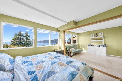 Photo 15 at 4673 Woodburn Road, Cypress Park Estates, West Vancouver