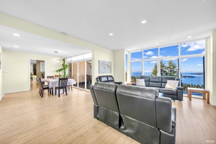 Photo 8 at 4673 Woodburn Road, Cypress Park Estates, West Vancouver