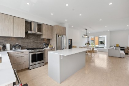 Photo 4 at 38 - 3597 Malsum Drive, Roche Point, North Vancouver