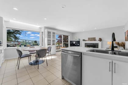 Photo 13 at 111 Sandringham Crescent, Upper Lonsdale, North Vancouver