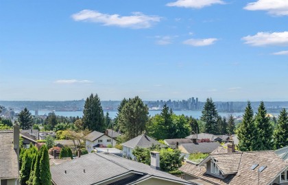 Photo 3 at 111 Sandringham Crescent, Upper Lonsdale, North Vancouver