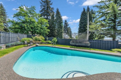 Photo 34 at 111 Sandringham Crescent, Upper Lonsdale, North Vancouver