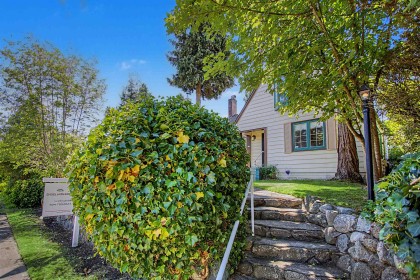 Photo 3 at 2812 W 33rd Avenue, MacKenzie Heights, Vancouver West
