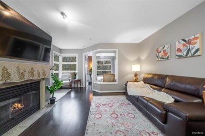 Photo 3 at 313 - 2181 W 12th Avenue, Kitsilano, Vancouver West