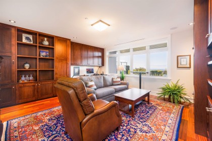 Photo 26 at 101 - 2535 Garden Court, Whitby Estates, West Vancouver