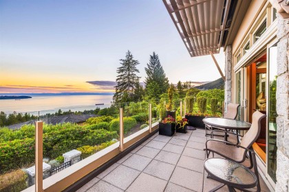 Photo 1 at 101 - 2535 Garden Court, Whitby Estates, West Vancouver