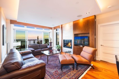 Photo 5 at 101 - 2535 Garden Court, Whitby Estates, West Vancouver