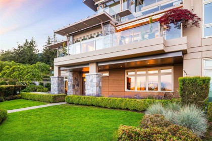 Photo 37 at 101 - 2535 Garden Court, Whitby Estates, West Vancouver