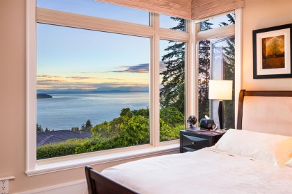 Photo 19 at 101 - 2535 Garden Court, Whitby Estates, West Vancouver