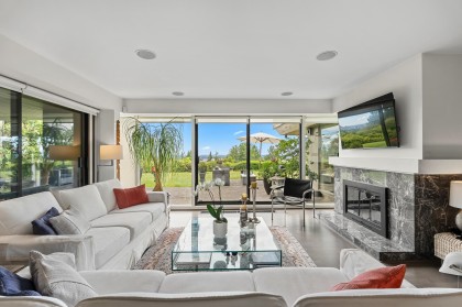 Photo 12 at 47 - 2202 Folkestone Way, Panorama Village, West Vancouver