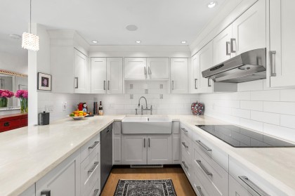 Photo 7 at 47 - 2202 Folkestone Way, Panorama Village, West Vancouver