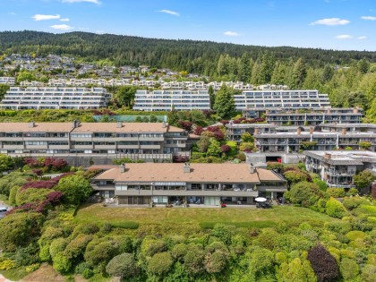 Photo 32 at 47 - 2202 Folkestone Way, Panorama Village, West Vancouver