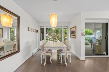 Photo 9 at 47 - 2202 Folkestone Way, Panorama Village, West Vancouver