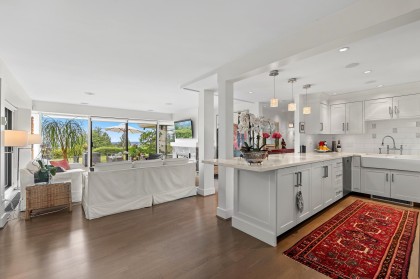 Photo 10 at 47 - 2202 Folkestone Way, Panorama Village, West Vancouver