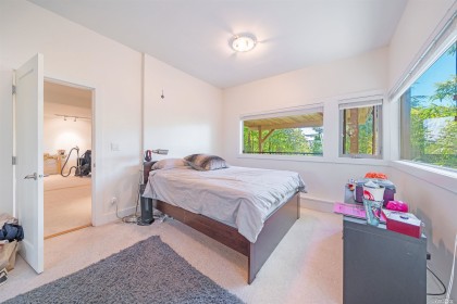 Photo 8 at 1448 Sandhurst Place, Chartwell, West Vancouver