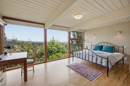 Photo 16 at 820 Younette Drive, Sentinel Hill, West Vancouver
