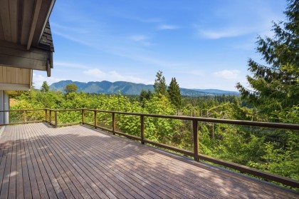 Photo 8 at 820 Younette Drive, Sentinel Hill, West Vancouver