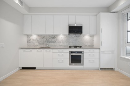 Photo 4 at 516 - 110 E 17th Street, Central Lonsdale, North Vancouver