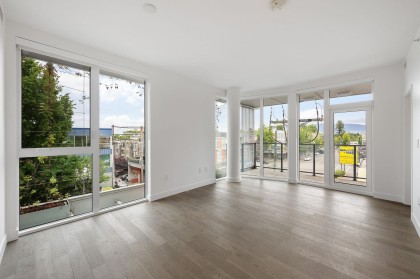 Photo 2 at 301 - 2888 Arbutus Street, Kitsilano, Vancouver West