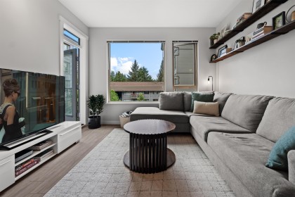 Photo 2 at 315 - 2651 Library Lane, Lynn Valley, North Vancouver