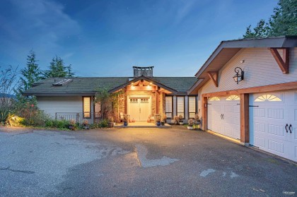 Photo 2 at 1521 Chartwell Drive, Chartwell, West Vancouver