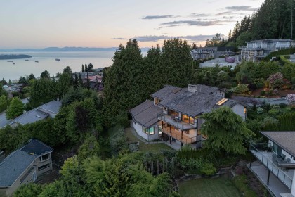 Photo 5 at 1521 Chartwell Drive, Chartwell, West Vancouver