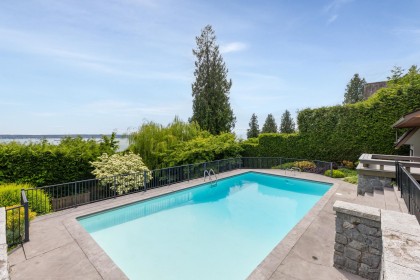 Photo 36 at 2370 Queens Avenue, Queens, West Vancouver