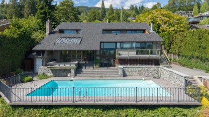 Photo 1 at 2370 Queens Avenue, Queens, West Vancouver