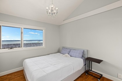 Photo 21 at 2370 Queens Avenue, Queens, West Vancouver