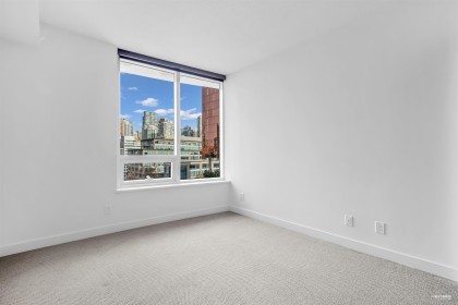 Photo 10 at 1020 - 68 Smithe Street, Downtown VW, Vancouver West