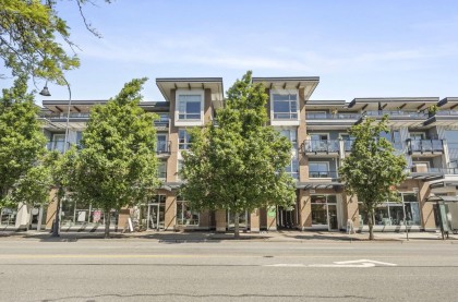 Photo 1 at 324 - 1330 Marine Drive, Pemberton NV, North Vancouver
