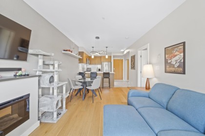 Photo 11 at 324 - 1330 Marine Drive, Pemberton NV, North Vancouver