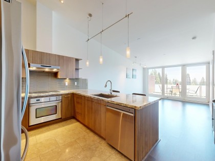 Photo 3 at 402 - 650 Evergreen Place, Delbrook, North Vancouver