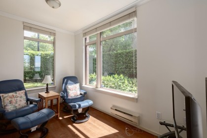 Photo 18 at 306 - 2271 Bellevue Avenue, Dundarave, West Vancouver