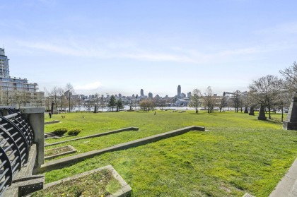 Photo 23 at 306 - 583 Beach Crescent, Yaletown, Vancouver West