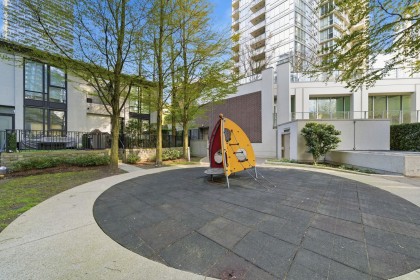 Photo 22 at 306 - 583 Beach Crescent, Yaletown, Vancouver West