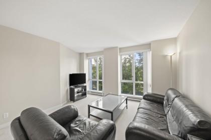 Photo 5 at 306 - 583 Beach Crescent, Yaletown, Vancouver West