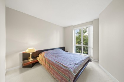 Photo 11 at 306 - 583 Beach Crescent, Yaletown, Vancouver West