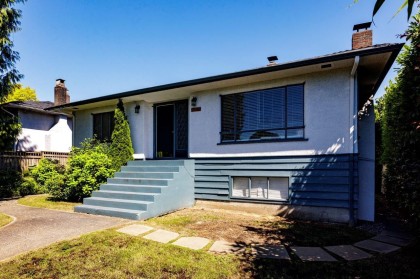 Photo 1 at 836 E 4th Street, Queensbury, North Vancouver