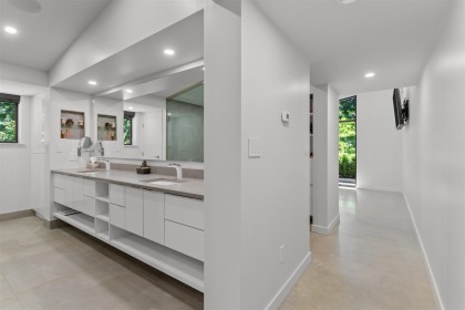 Photo 16 at 2409 Windridge Drive, Seymour NV, North Vancouver