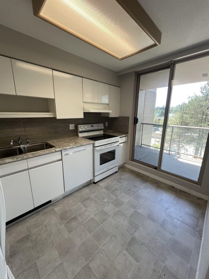 Photo 7 at 306 - 1327 E Keith Road, Lynnmour, North Vancouver
