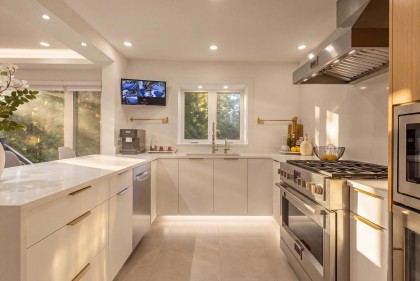 Photo 2 at 4283 Capilano Road, Canyon Heights NV, North Vancouver