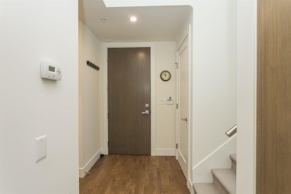 Photo 17 at 300 - 2432 Haywood Avenue, Dundarave, West Vancouver