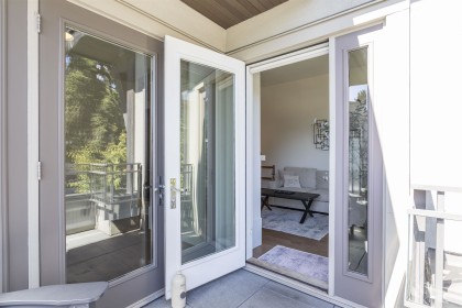 Photo 11 at 300 - 2432 Haywood Avenue, Dundarave, West Vancouver