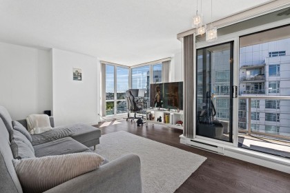 Photo 3 at 3302 - 193 Aquarius Mews, Yaletown, Vancouver West