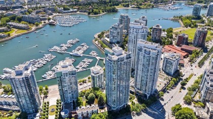 Photo 1 at 3302 - 193 Aquarius Mews, Yaletown, Vancouver West