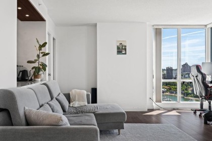 Photo 4 at 3302 - 193 Aquarius Mews, Yaletown, Vancouver West